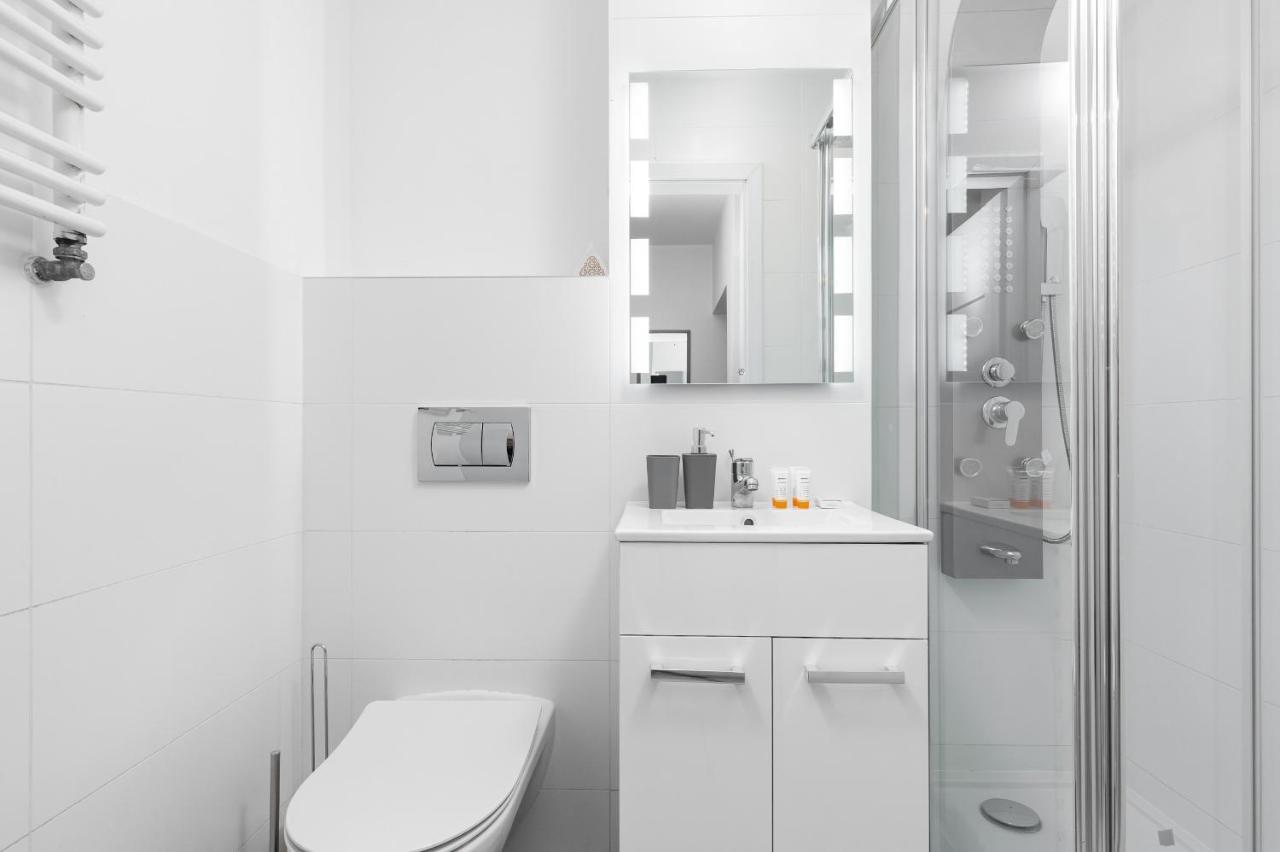 وارسو Studio City Center Zlota Street By Renters المظهر الخارجي الصورة